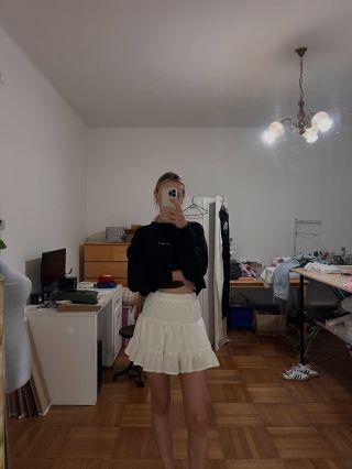 Kousky z naší dílny v neestetických momentkách - enjoy 😄🫶 #ceskaznacka Více takových raw příspěvků?