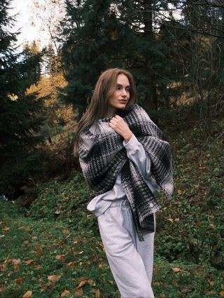 A je to tu! Období, kdy denní světlo stíháš vidět jen za oknem z kanclu, všude kolem sebe máš mrzuté obličeje a hlídáš,...